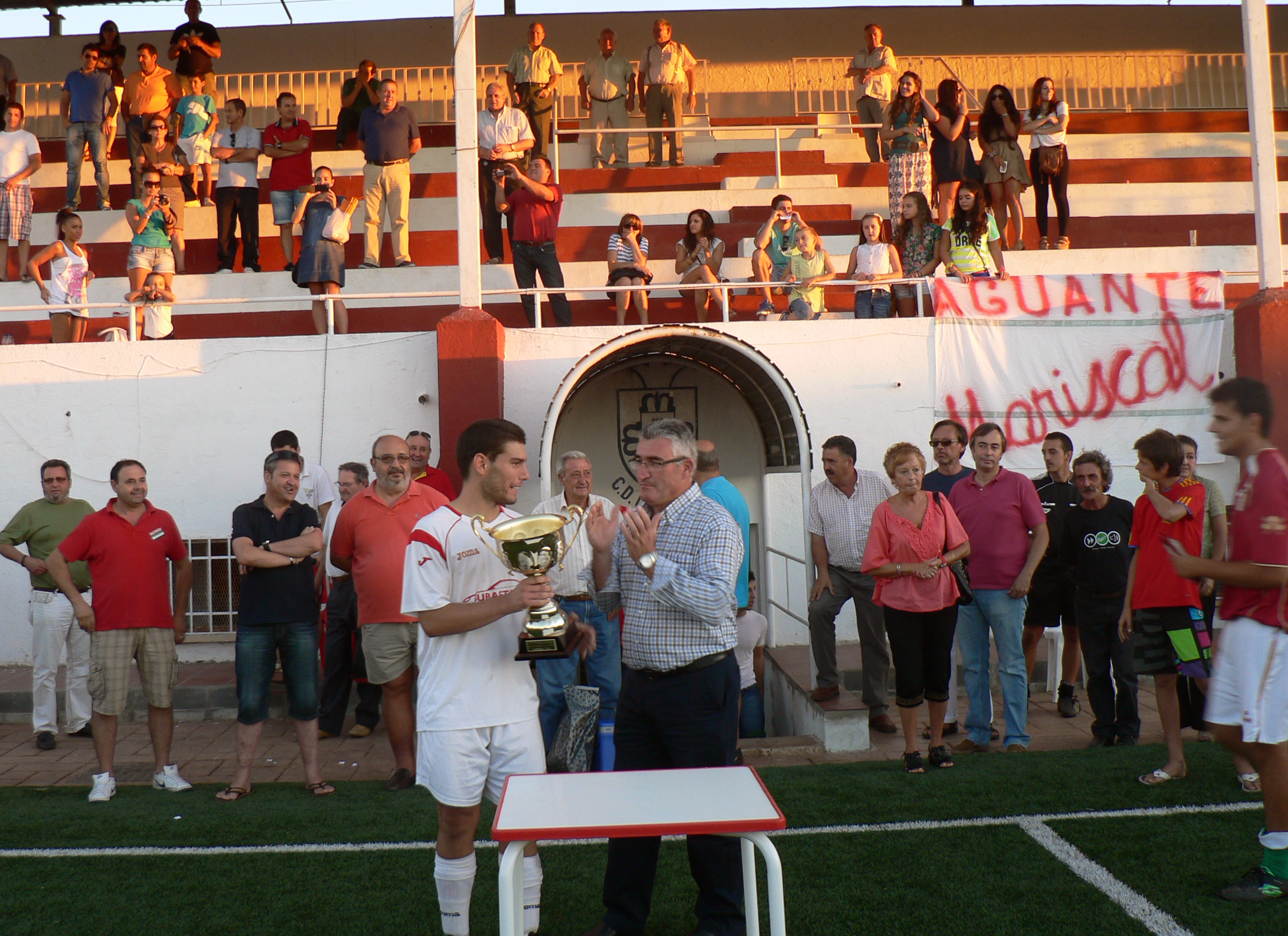 El CD Castuera-Subastacar se adjudica el XVI Trofeo Mancomunidad de La Serena de Fútbol.